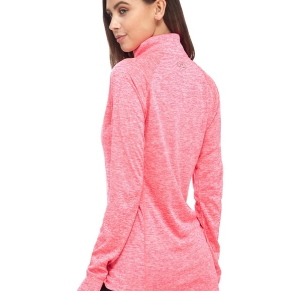 Under Armour Tops - Under Armour Women's Twisted Tech 1/2 Zip Top Size: (M) *Lightly Worn*